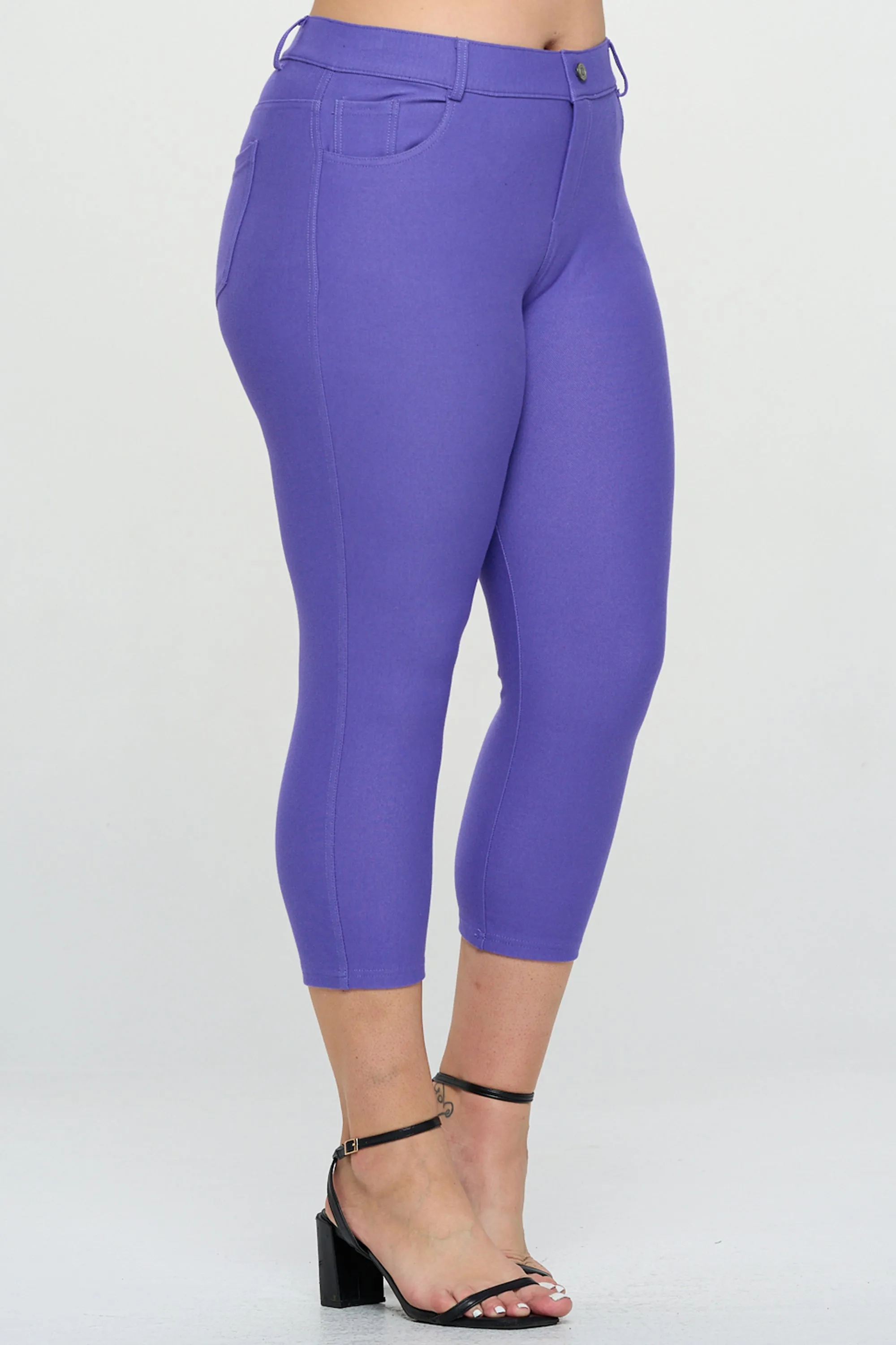 Plus Size Nelly Classic 5 Pocket Capri Jegging